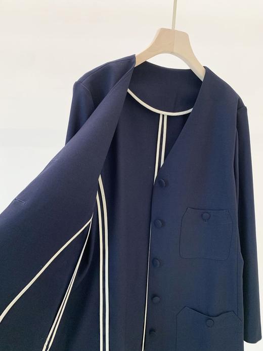 【高品质私服】【IC斜纹花呢中长大衣外套】合身版型 V领设计精准修饰颈线 视觉缩小脸部轮廓G1536-CC【无标出货 介意慎拍】 商品图10