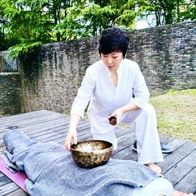 芳香调息、颂钵疗愈 — 心轮（爱与方向）
