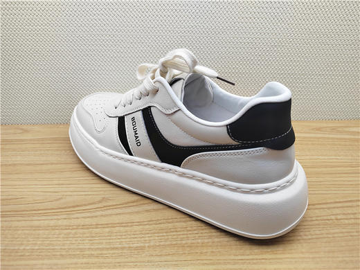 2024豪行春季新款14127121牛皮真皮轻便运动休闲男鞋单鞋 商品图4