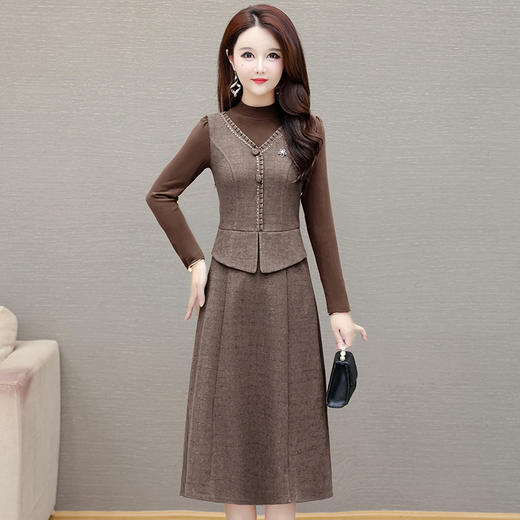 QYMDY-1125X17-Y假两件气质女装长袖连衣裙2025显瘦秋季新款时尚中长款高腰A字裙 商品图1