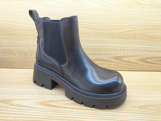 豪行正品2023秋冬新款23412656女短靴牛皮低跟时尚瘦瘦马丁靴单靴 商品图0