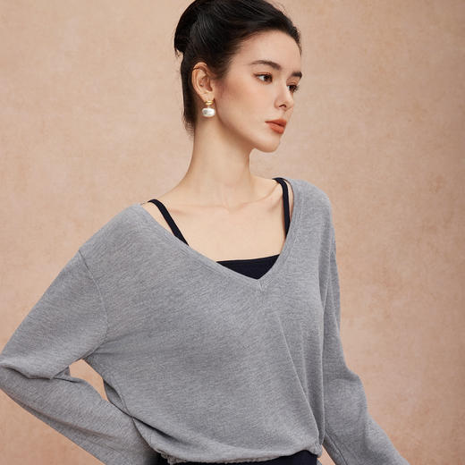 QG644斯尔丽25新款宽松慵懒短款时尚下摆抽绳+撞色背心真两件套上衣 商品图4