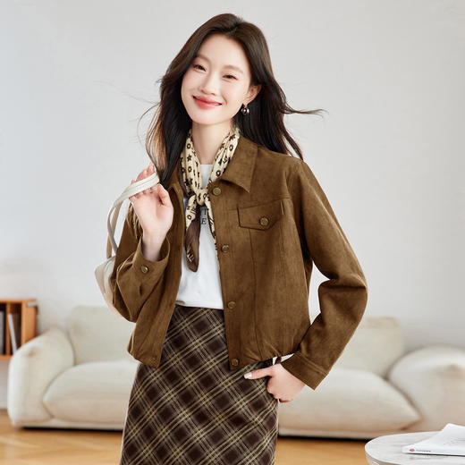 QL8353外套2025新款小个子短款长袖巨好看的上衣配丝巾装饰机车夹克外搭 商品图1