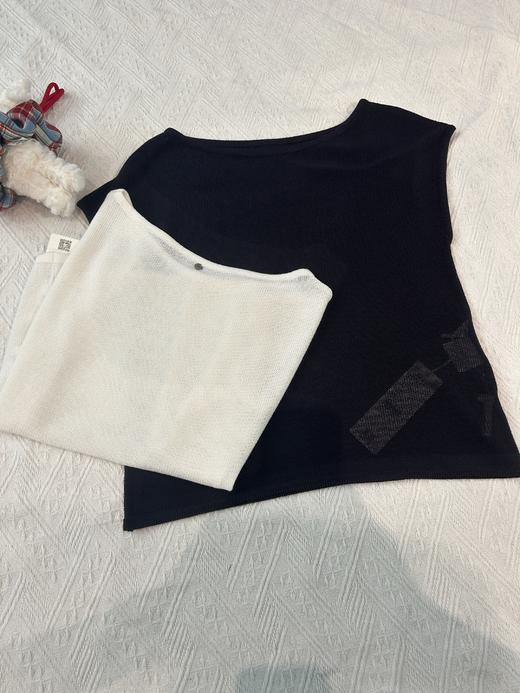 【门店同款】ENJOY秋季斜肩针织上衣 164194657 商品图4