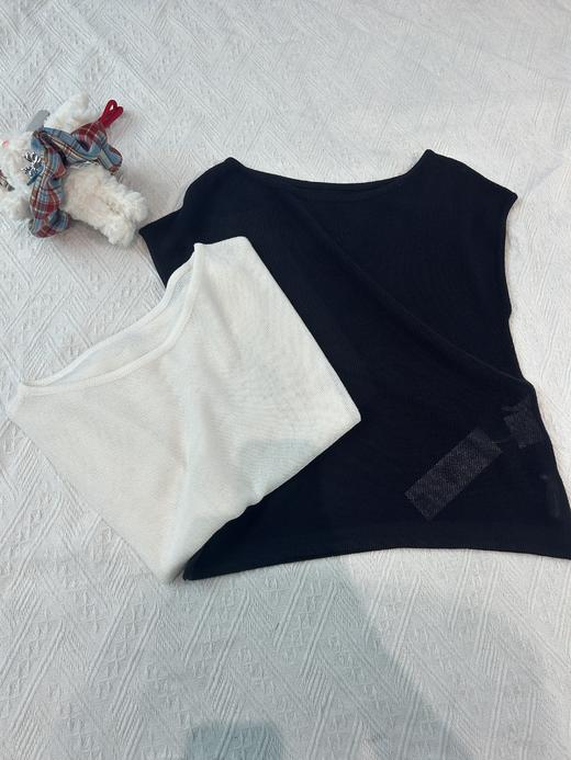 【门店同款】ENJOY秋季斜肩针织上衣 164194657 商品图3