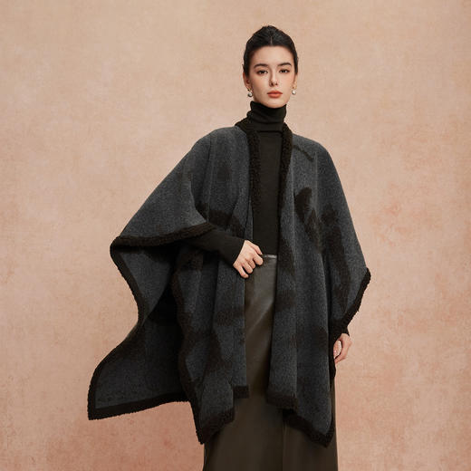 QG634斯尔丽25新款含羊毛秋冬高级感百搭披肩斗篷复古大气提花围巾 商品图5