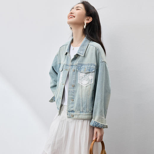 【内购】【拼接蕾丝】简约通勤长袖绳染染色工艺含再生纤维素牛仔棉外套-W51W80407 商品图1