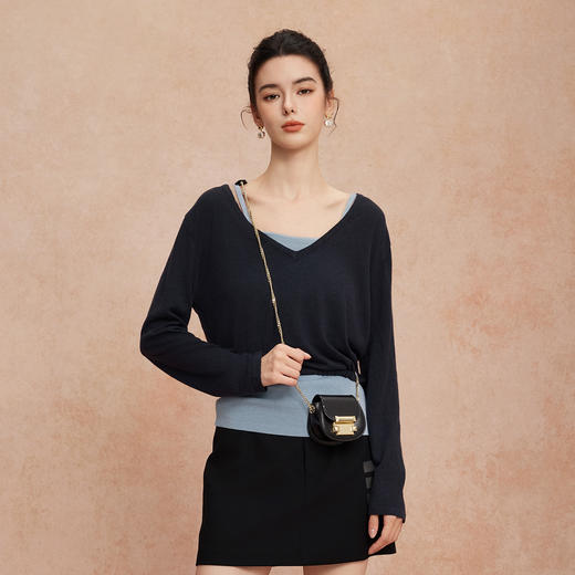 QG644斯尔丽25新款宽松慵懒短款时尚下摆抽绳+撞色背心真两件套上衣 商品图5