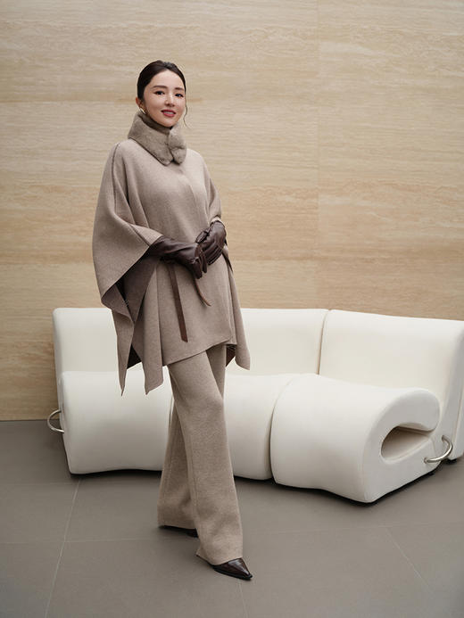 【董璇同款穿搭】羊绒世家秋冬新品女士明星款羊绒衫宽松斗篷外套 商品图2