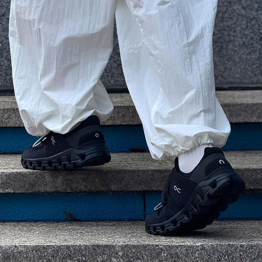 昂跑 Cloudswift 系列！！男女款运动鞋 舒适护脚 运动必备 商品图8