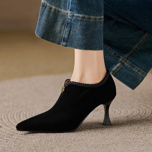 【预售5天】气质优雅尖头深口单鞋新款羊翻皮高跟窝窝鞋女YS&YSD7095 商品图4