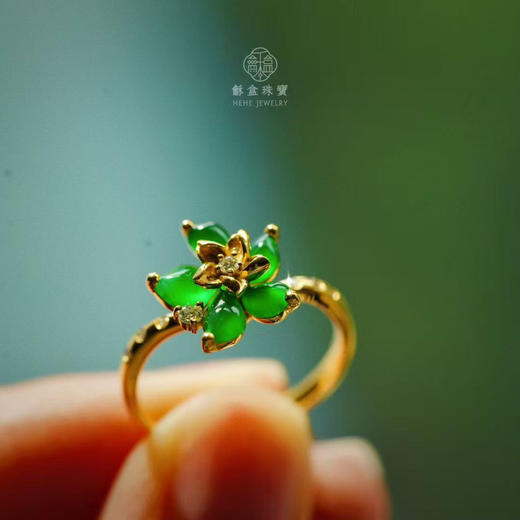 龢盒原创 冰韵初绽·翡翠生花冰绿翡翠花朵戒指 商品图0