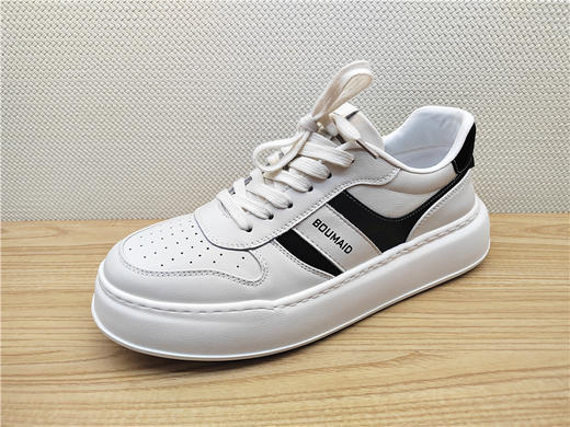 2024豪行春季新款14127121牛皮真皮轻便运动休闲男鞋单鞋 商品图0