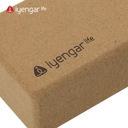 艾扬格 Life 软木瑜伽砖 防滑 吸汗轻巧便携 商品图3