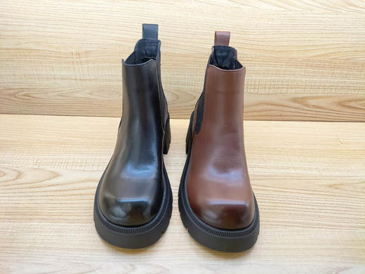 豪行正品2023秋冬新款23412656女短靴牛皮低跟时尚瘦瘦马丁靴单靴 商品图5