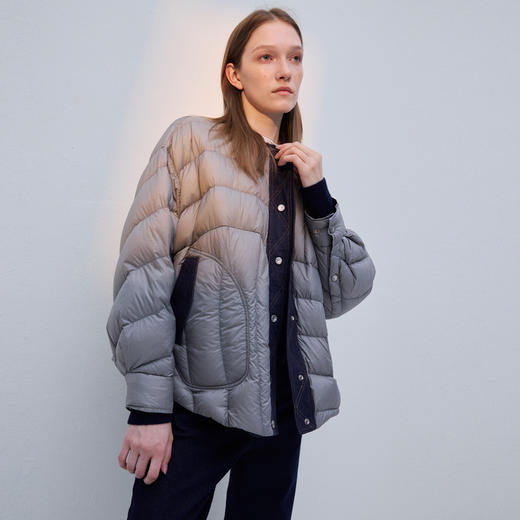 谜底两面穿羽绒服女2025冬季新品圆领百搭宽松拼接牛仔254MY1474 商品图1