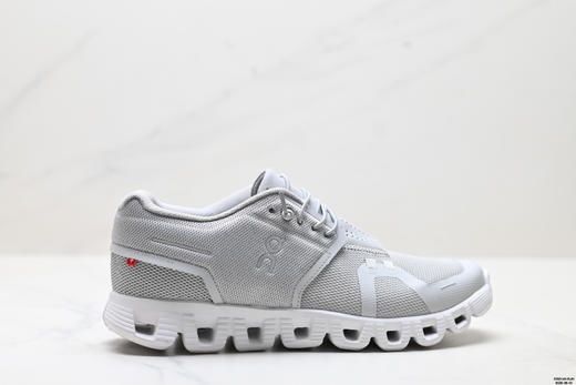 昂跑On Cloud 5 轻量休闲运动跑步鞋男女鞋 商品图0