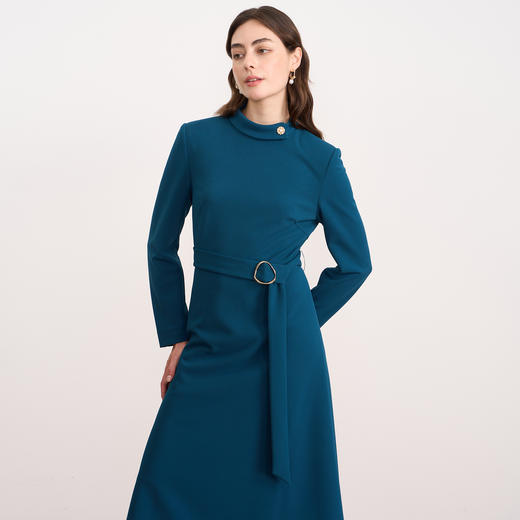 EITIE爱特爱优雅气质立领收腰显瘦通勤湖蓝连衣裙2025秋冬新款D2507905 商品图2