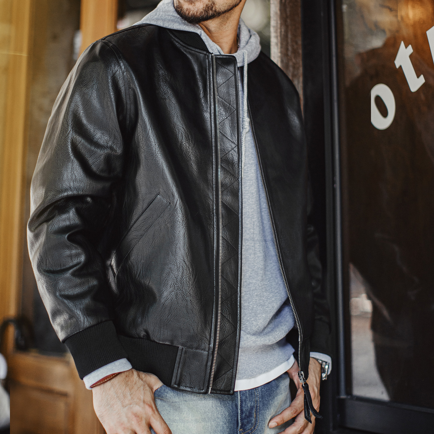 马登工装美式黑色MA1飞行员皮衣夹克痞帅短款荔枝纹短款外套男春