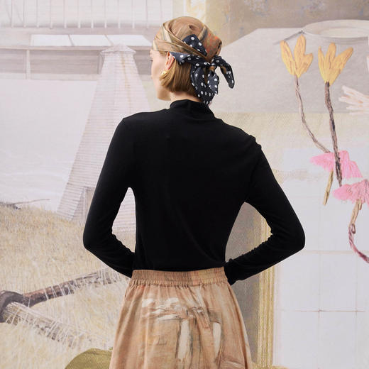 谜底紧身打底T恤长袖2025冬季新品亲肤弹力舒适半高领女254MT1453 商品图2