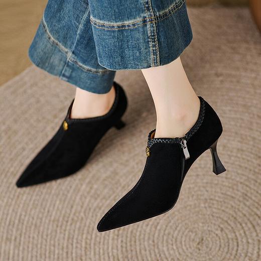 【预售5天】气质优雅尖头深口单鞋新款羊翻皮高跟窝窝鞋女YS&YSD7095 商品图2