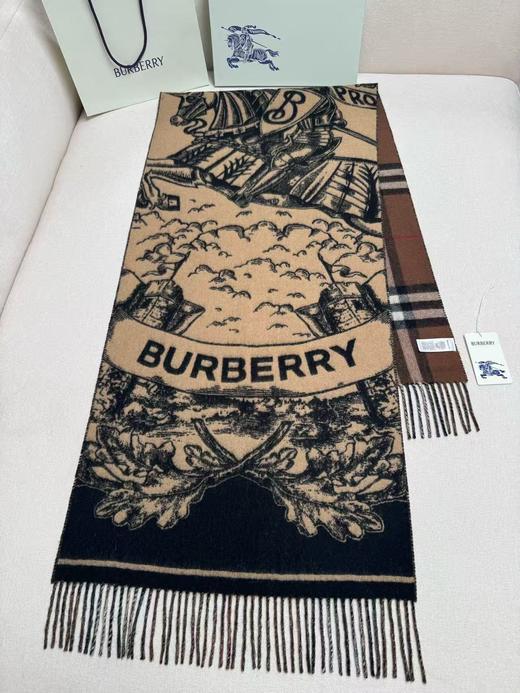 巴宝莉 马术骑士徽标 双面 羊绒提花 绒线围巾 女款 （ZT*DSX） 商品图4