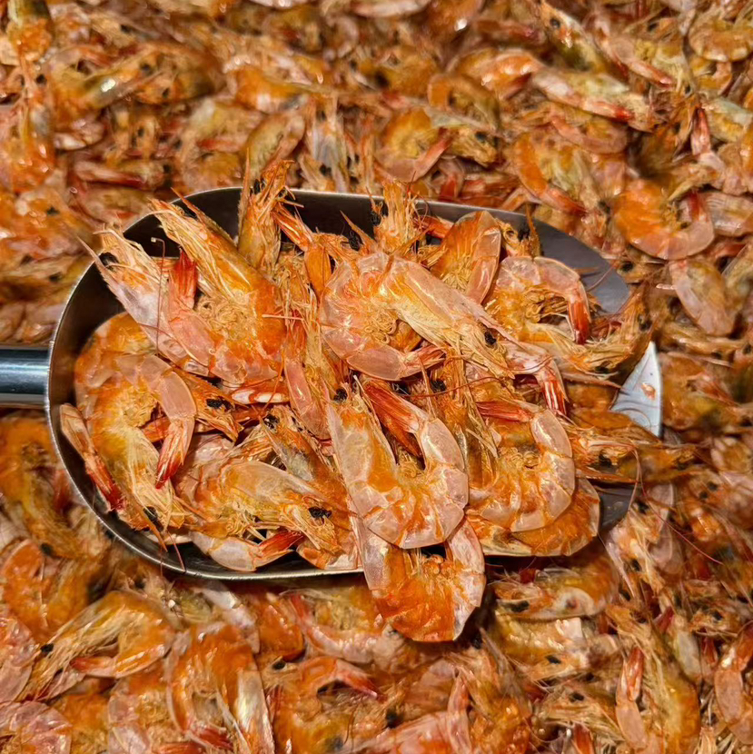 【即食小虾1袋装】活虾制成，4斤鲜虾只能做出1斤虾干，剥开虾头虾壳即可食用，虾肉结实耐嚼！