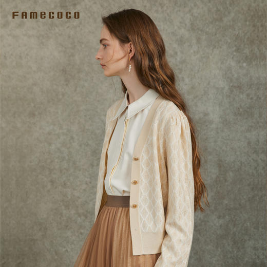 Famecoco范可儿V领毛衣开衫高级金线点缀菱格提花FAC6DE010 商品图2