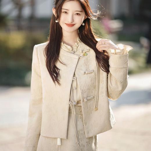 【ORIGNAL&CO国风重工浮雕提花开衫套装】新中式提花套装 立领开衫外套 温婉氛围感 商品图3