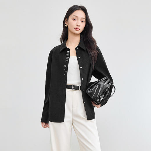 【内购】【璀璨珠片花】设计感手缝簇状花卉四合扣翻领宽松落肩长袖衬衫-153CA3211 商品图2