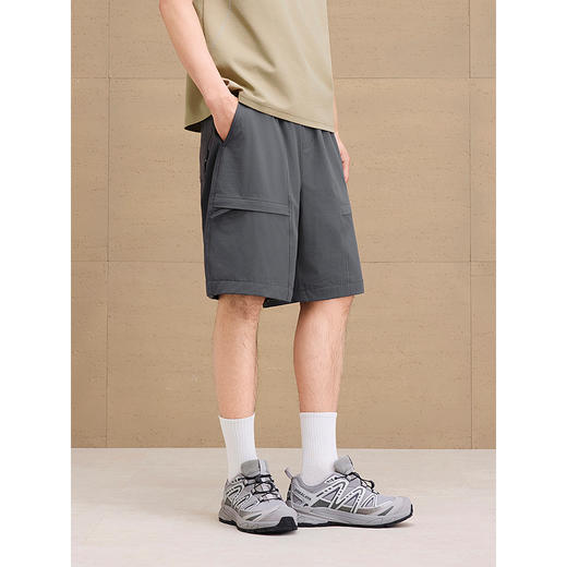 GXG男装 冲孔设计透气休闲短裤男士通勤宽松五分裤 2025夏季新品 商品图3