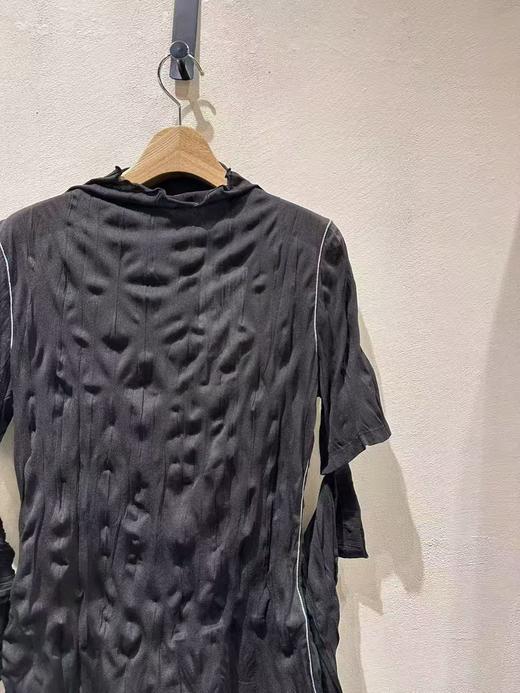 女款褶皱拼接长袖T恤 商品图2