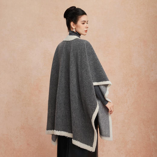 QG635斯尔丽25新款含羊毛净色秋冬高级感百搭披肩斗篷复古大气围巾 商品图6