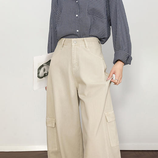 西遇复古工装口袋休闲裤女秋季新款侧缝线高腰宽松显瘦阔腿裤H0055226 商品图2