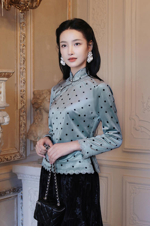 逸红颜明月优选#优雅丝绒波点上衣『意菲』复古丝绒邂逅经典波点，刘亦菲同款新中式浪漫 商品图11