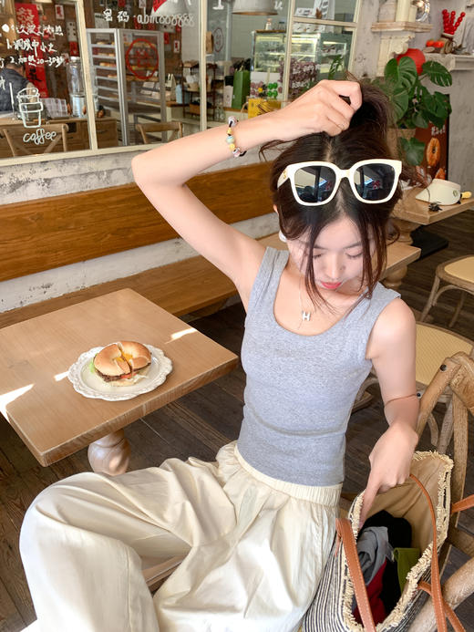 <曾小咸推荐>现货秒杀！微信超特价！百搭背心吊带 日常79.99 立减40 秒杀39.99！ 商品图5