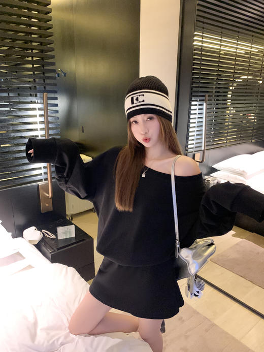 【129元任选2件】现货！宽松斜肩卫衣/短裤 商品图6