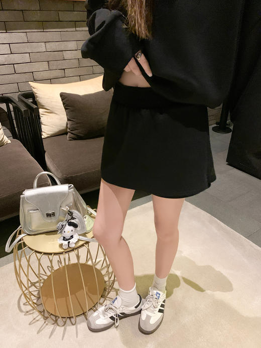 【129元任选2件】现货！宽松斜肩卫衣/短裤 商品图12