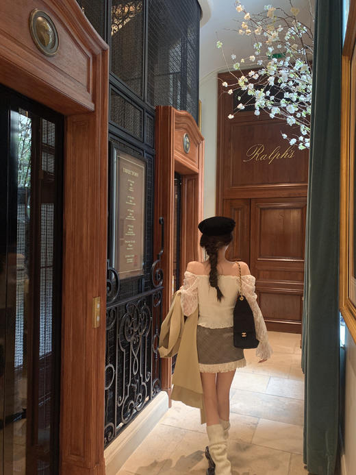 金蘑菇菇 无与伦比的美丽 / 日常甜美感 舒适打揽露肩衬衫 商品图9