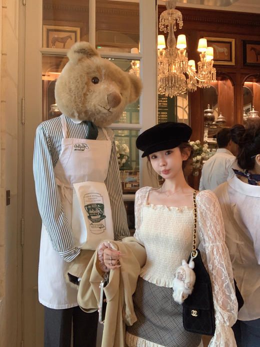 金蘑菇菇 无与伦比的美丽 / 日常甜美感 舒适打揽露肩衬衫 商品图10