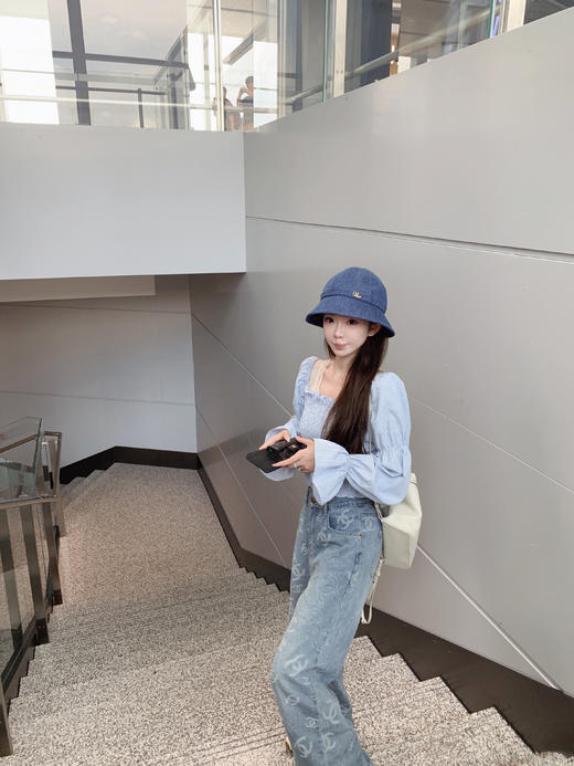 金蘑菇菇 无与伦比的美丽 / 日常甜美感 舒适打揽露肩衬衫 商品图4