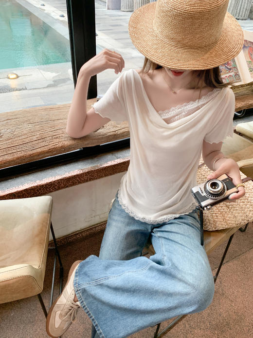 <曾小咸推荐>3.29现货秒杀！微信超特价！纯欲风杏色蕾丝边大领口短袖T恤 日常129.99 立减60 秒杀69.99！ 商品图6