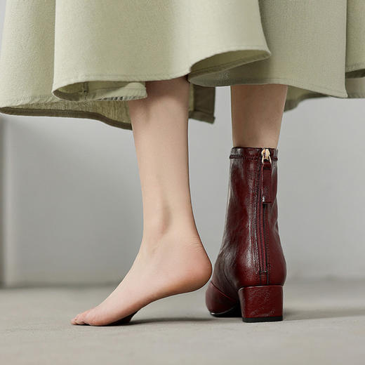 【预售5天】法式气质小踝靴秋冬方头粗跟拼接弹力短筒真皮瘦瘦靴WC&M3600 商品图2