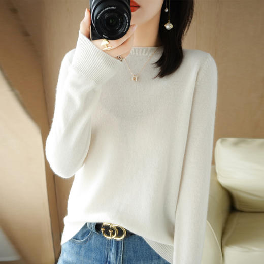 奥伊米初秋女士新款百搭圆领针织衫修身显瘦纯色V领针织上衣 商品图0