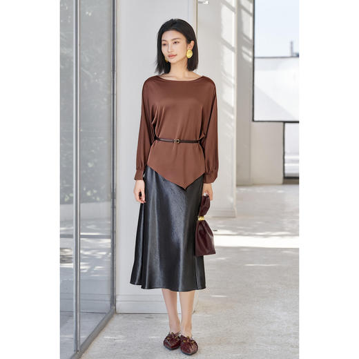 剩M 米思阳2026春季新款复古优雅风圆领收腰衬衫规则下摆气质上衣女3488 商品图4