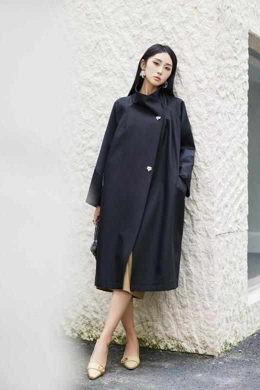ESTELLICA 黑色率性中长款风衣外套 20801 商品图2