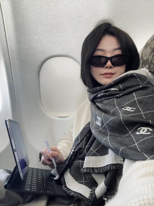 专柜流出100%正香奶奶真丝羊毛双面围巾披肩 商品图10