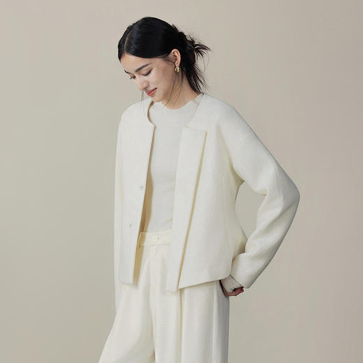 【林栖设计小店】山茶知雾系列绵羊毛外套盘带绣钩花优雅百搭宽松2025秋冬新款短款上衣女1953059 商品图7