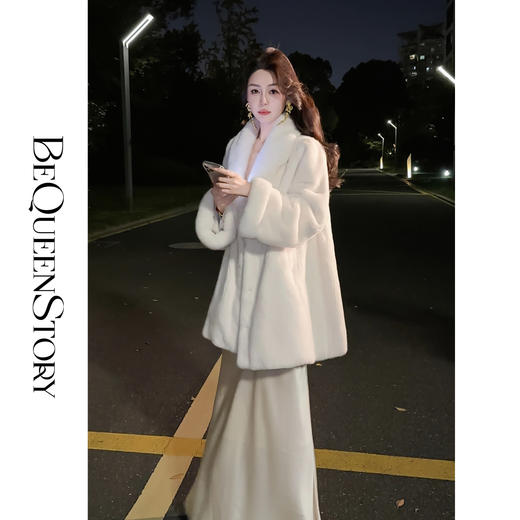 余潇潇【冰蓝幻想】重工轻奢紫金短二挽袖水貂钩扣翻领外套 商品图4