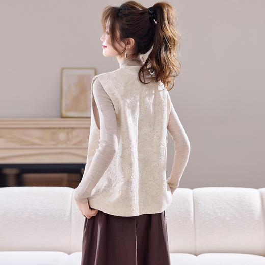 JH6905重工刺绣独特漂亮叠穿马甲背心女装2025秋季新款时髦洋气无袖上衣 商品图1